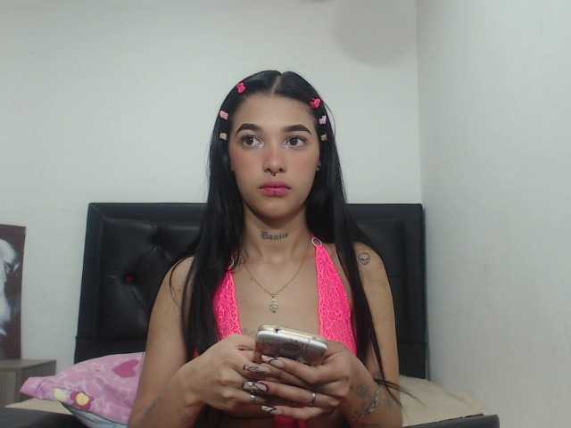 Емитувани слики од екранот BetsyGonzalez