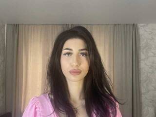 Еротски видео разговор BETTY11DIHNA