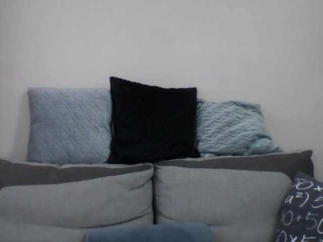 Емитувани слики од екранот BettySecret