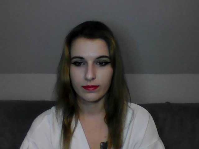 Емитувани слики од екранот BettySecret