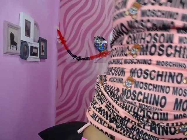 Емитувани слики од екранот bigass-stephy