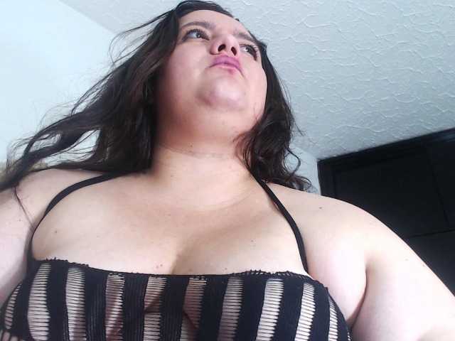 Емитувани слики од екранот bigsquirtss