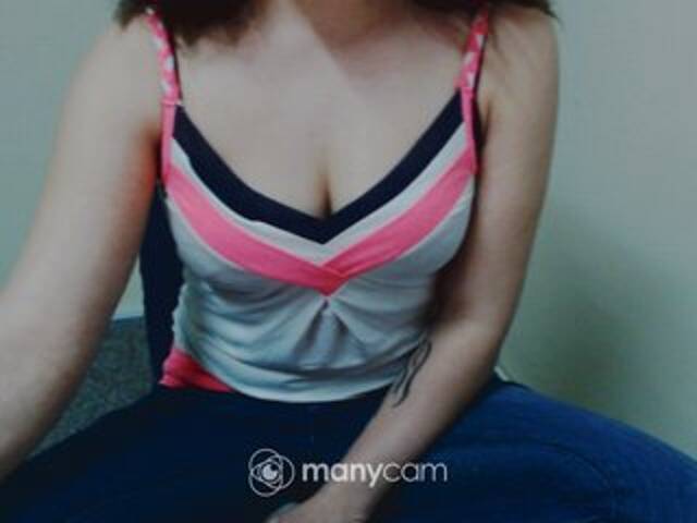 Емитувани слики од екранот blaackcatty