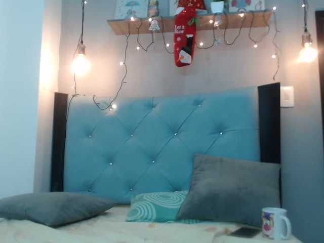 Емитувани слики од екранот Black-Jade