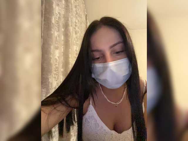 Емитувани слики од екранот blackkgirlll