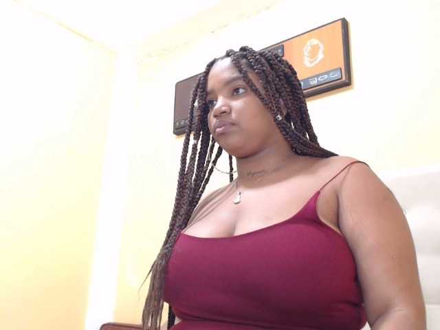 Емитувани слики од екранот blacktitsbig