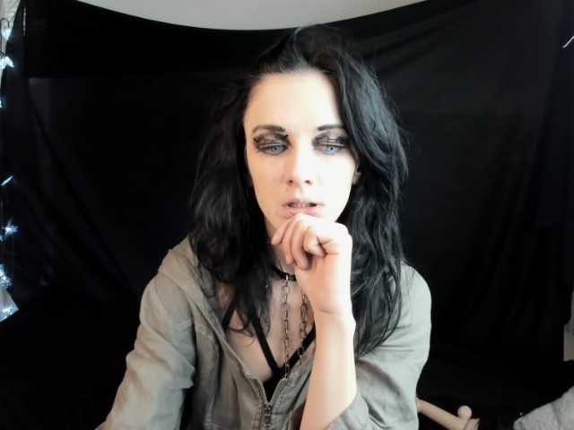 Емитувани слики од екранот Blackwizard12