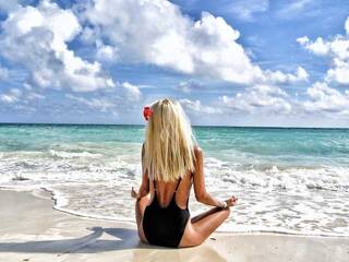 Еротски видео разговор blon-dino4ka