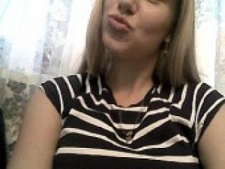 Еротски видео разговор blondddina7
