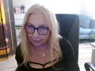 Еротски видео разговор BlondeSofia