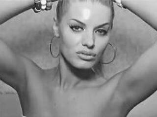 Еротски видео разговор blondiestar