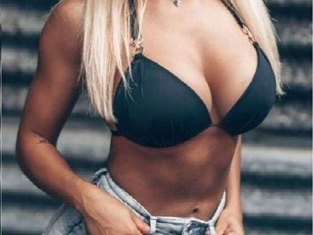 Фотографија на профилот BlondyBarbie1