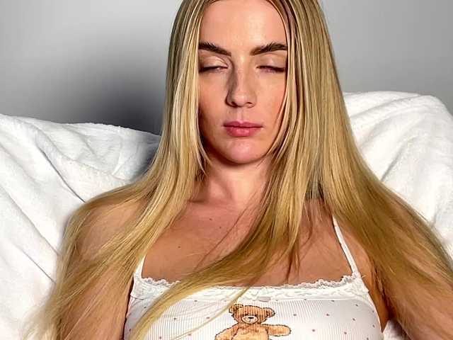 Емитувани слики од екранот PickBlond