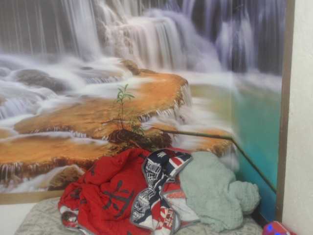 Емитувани слики од екранот bbcandy7