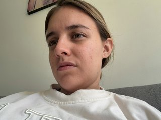 Еротски видео разговор Abrilblond