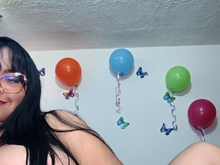 Еротски видео разговор CandyBrowm