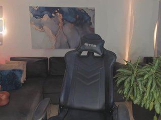 Еротски видео разговор ChloeManson