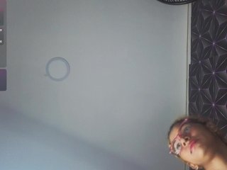 Еротски видео разговор Megann9