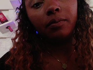 Еротски видео разговор Onlygirl01