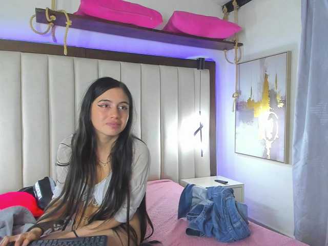 Емитувани слики од екранот BONNY-BONSS