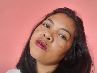 Еротски видео разговор BrigitteSweet