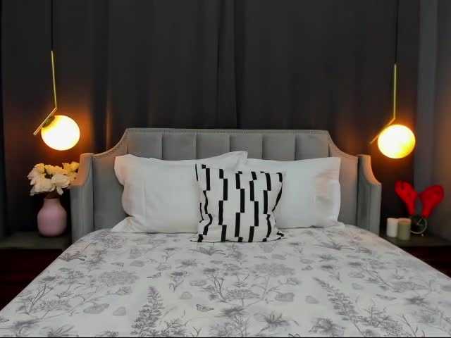 Емитувани слики од екранот BrittanyFaris