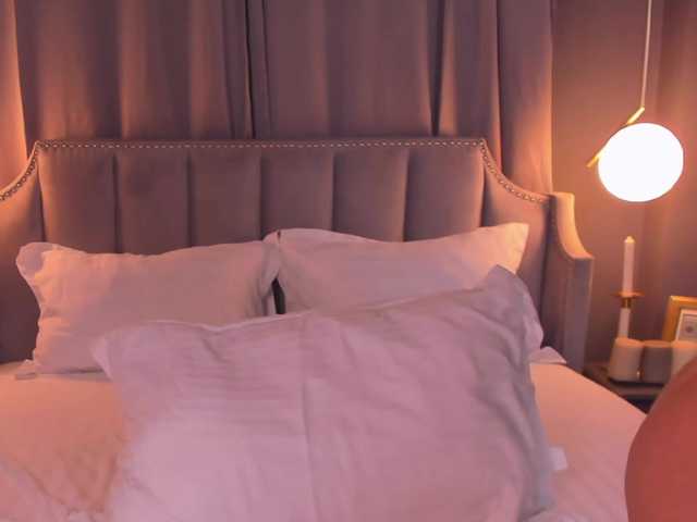 Емитувани слики од екранот BrittanyFaris