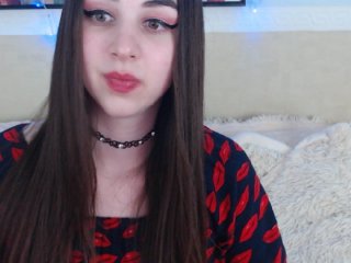 Емитувани слики од екранот BrittanyLove