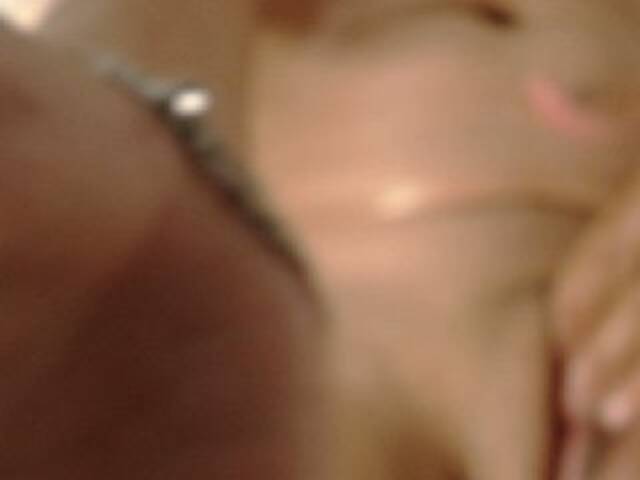 Емитувани слики од екранот Briyithporn