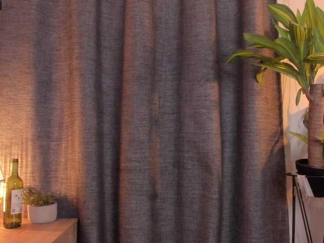 Емитувани слики од екранот Bunnyjames