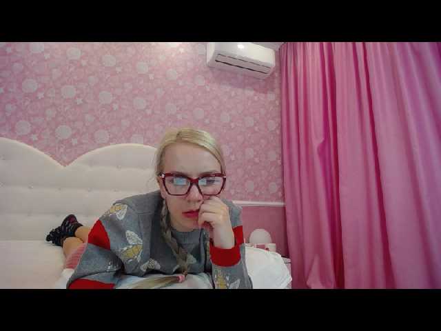 Емитувани слики од екранот BunnySue