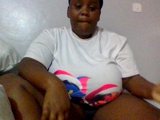 Еротски видео разговор Bursty-Monique