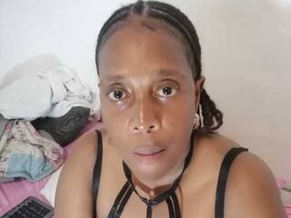 Еротски видео разговор Bustylove27