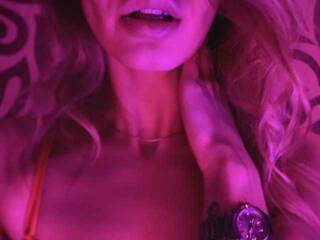 Еротски видео разговор Busy-Angie