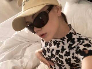 Еротски видео разговор Cahonaa-a