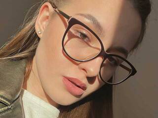 Еротски видео разговор CallmeGinger