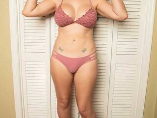 Еротски видео разговор CamilaColin