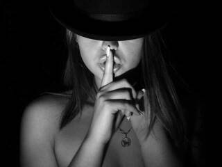 Еротски видео разговор Candy-girl-