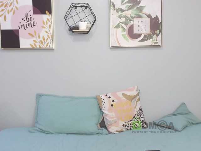 Емитувани слики од екранот Candy-p