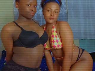 Еротски видео разговор Candydols