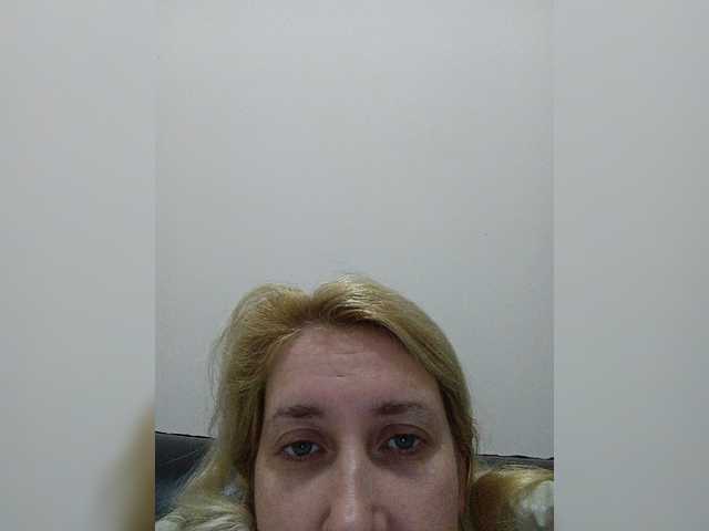 Емитувани слики од екранот CandyJewel