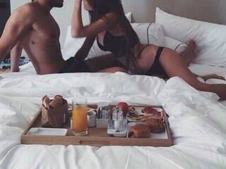 Еротски видео разговор CandyKushh