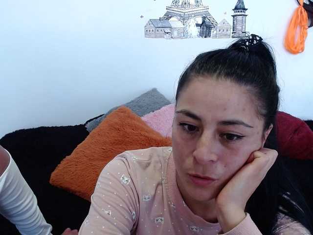 Емитувани слики од екранот candyl0ve