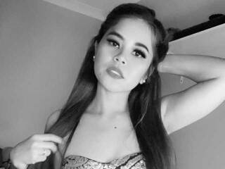 Еротски видео разговор CassidyLulu1