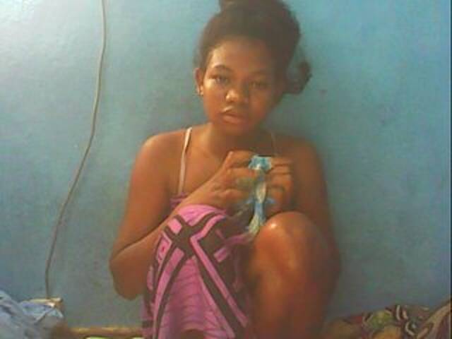 Емитувани слики од екранот Cathaly