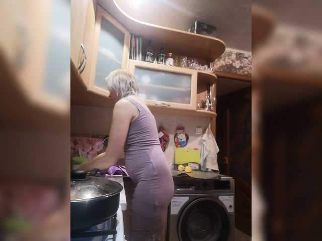 Емитувани слики од екранот MoonShine_