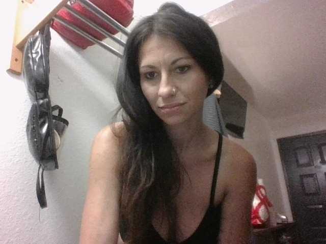 Емитувани слики од екранот KriisiLovee