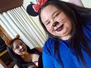 Еротски видео разговор Celeste-Cory