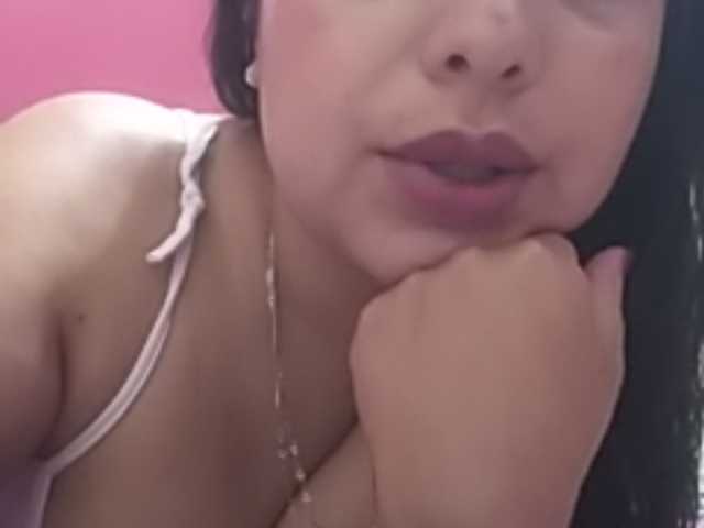 Емитувани слики од екранот Celeste-Leon