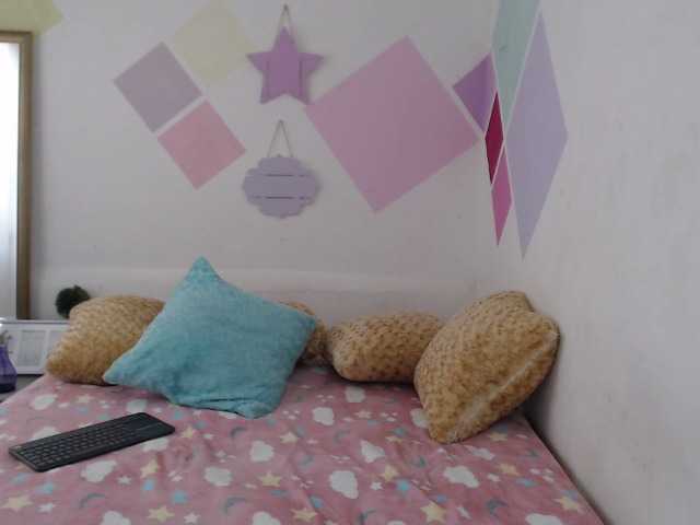 Емитувани слики од екранот CelesteColins